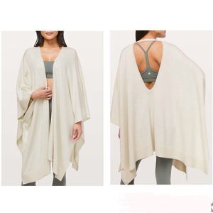 Lululemon Free To Coast Wrap Heathered Dove Gray Cream Knit Silk Blend One Size
